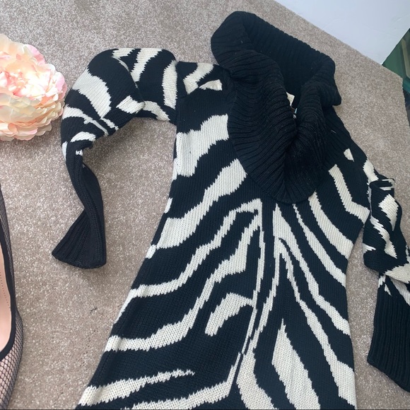 Marciano’ Cowl Neck Sweater - Picture 3 of 6